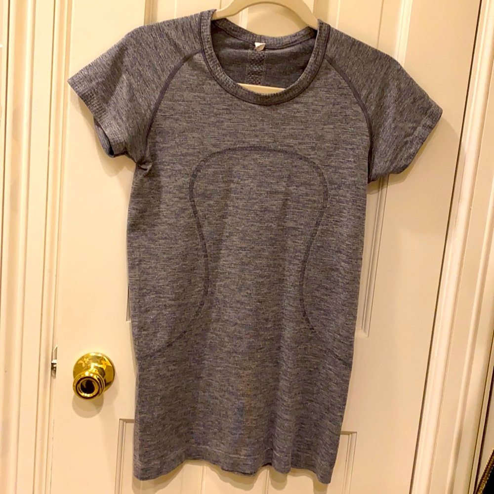 Lulu Size 8 swiftly short sleeve